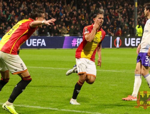 Go Ahead Eagles wint sensationeel duel van Aston Villa
